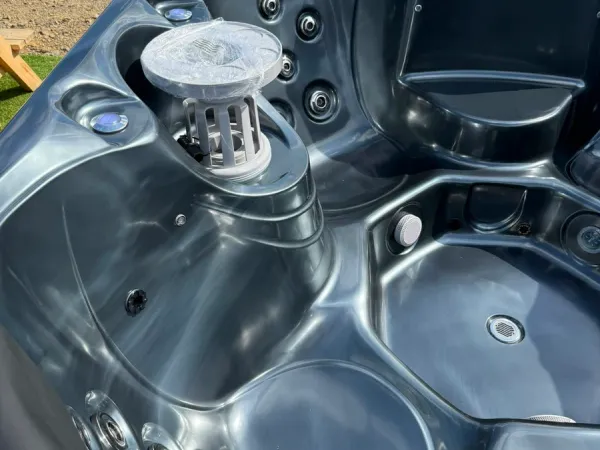 TOPÁZ 4+3 SZEMÉLYES DÉZSA PRÉMIUM AKRIL 3 KW ELEKTROMOS FŰTÉSSEL