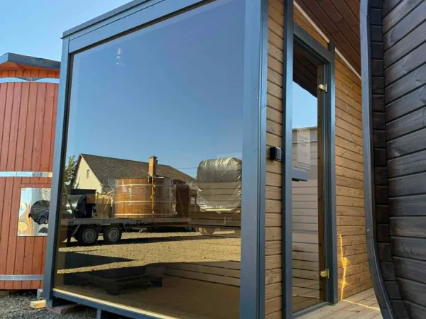 MODUL LUX SAUNA 4-6 FŐ RÉSZÉRE KÜLSŐ TŰZTERŰ FATÜZELÉSŰ KÁLYHÁVAL