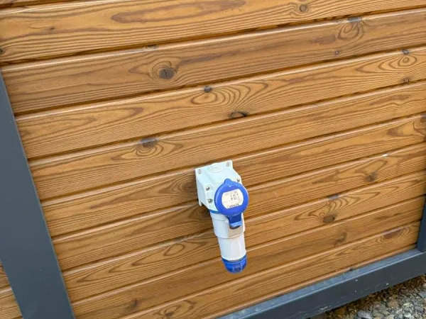 MODUL LUX SAUNA 4-6 FŐ RÉSZÉRE KÜLSŐ TŰZTERŰ FATÜZELÉSŰ KÁLYHÁVAL