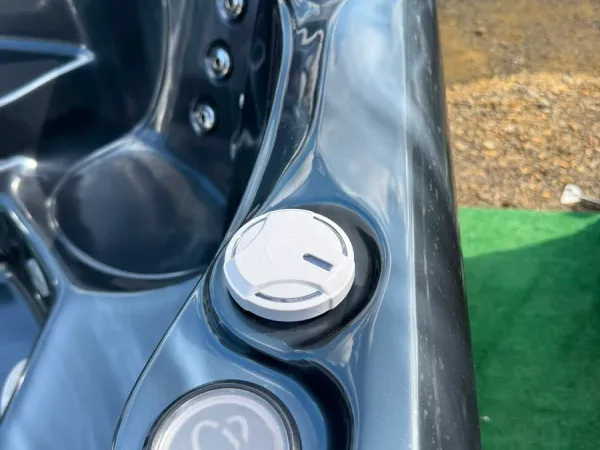 TOPÁZ 4+3 SZEMÉLYES DÉZSA PRÉMIUM AKRIL 3 KW ELEKTROMOS FŰTÉSSEL