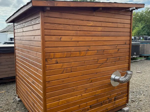 4 SZEMÉLYES BOXY SZAUNA – HARVIA M3 FATÜZELÉSŰ KÁLYHÁVAL