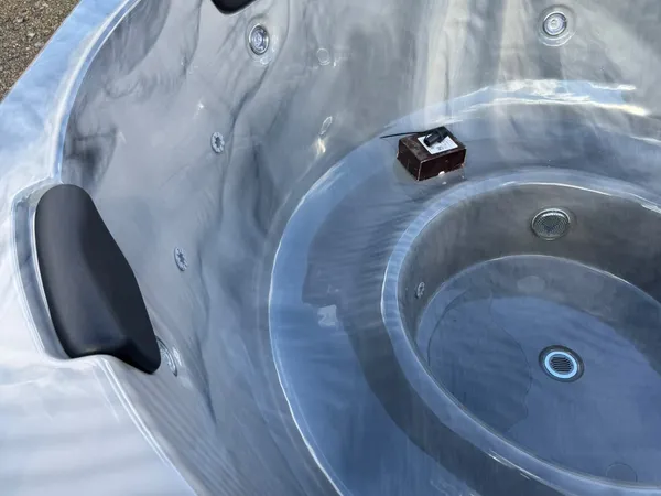 RUBIN 6 SZEMÉLYES PRÉMIUM AKRIL DÉZSAFÜRDŐ ELEKTROMOS KÁLYHÁVAL